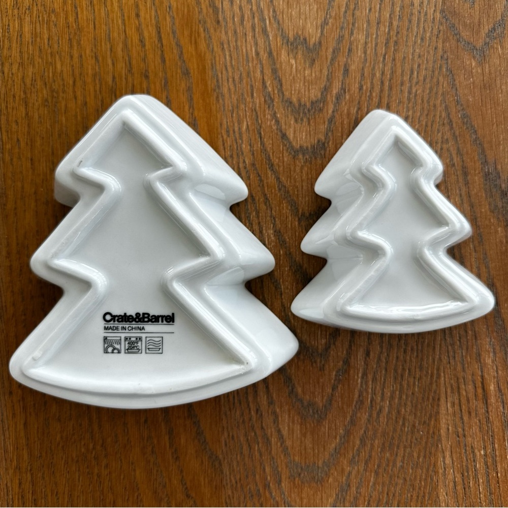 Crate&Barrel Christmas Tree Candy Bowl Dishes White Ceramic Festive Holiday - Picture 3 of 6